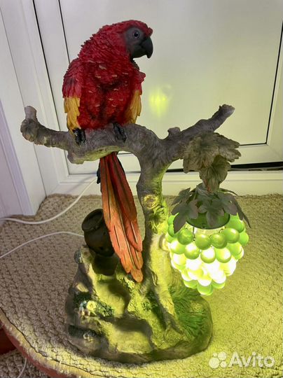 Настольная лампа из камня