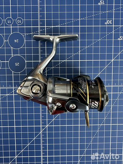 Shimano Vanquish 16 c2000hgs