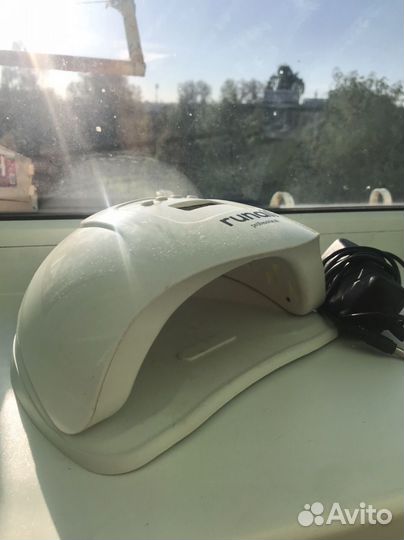 Лампа для ногтей