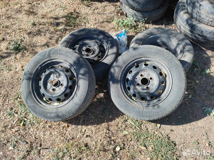 Продам колеса r13