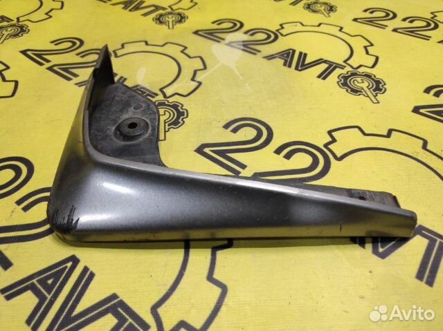 Брызговик задний правый Subaru Legacy BLE EZ30D