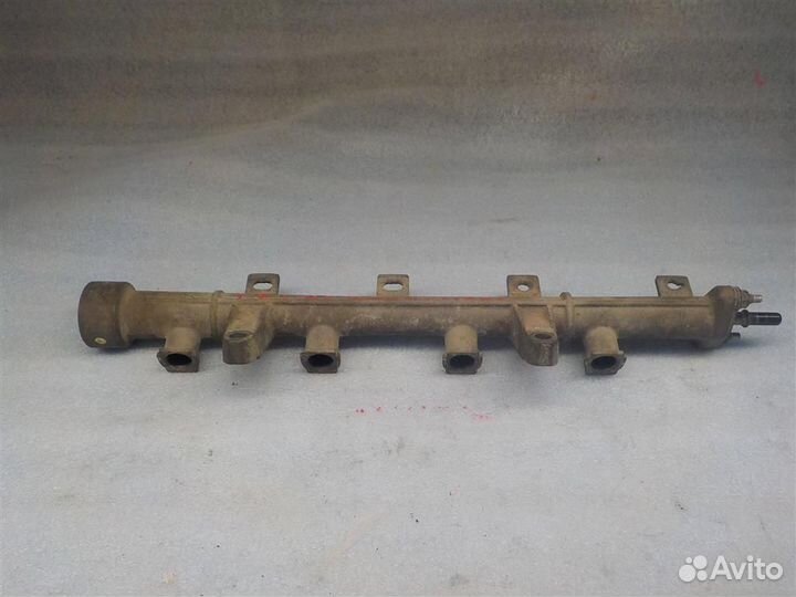 Рейка топливная (рампа) Hyundai Getz 2002-2011