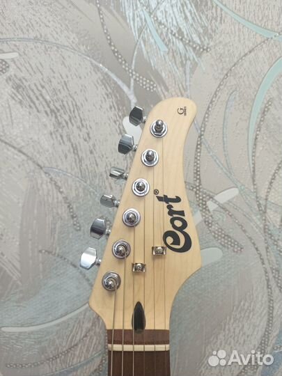 Электрогитара Cort G-110. Новая