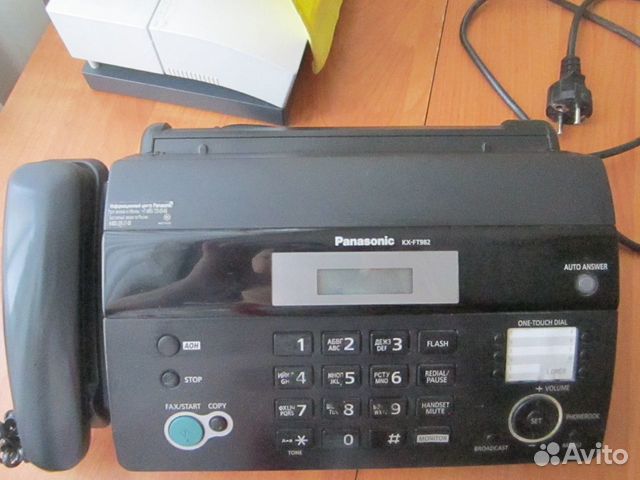 Телефон-факс Panasonic kx-ft982