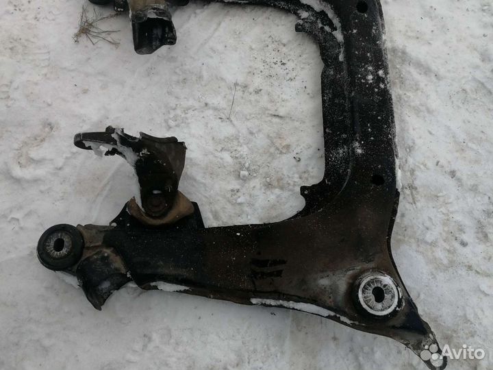 Подрамник передний ауди а4б5