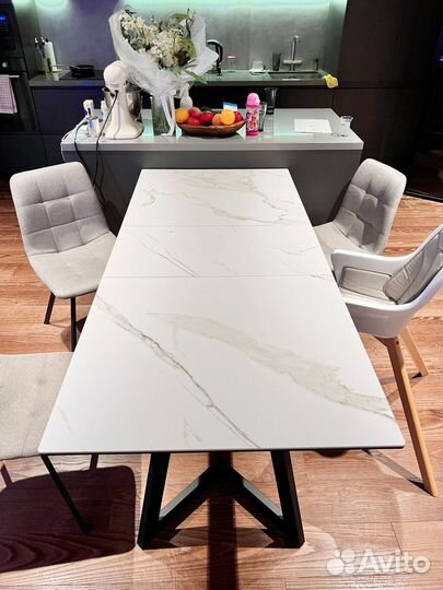 Кухонный керамический стол
