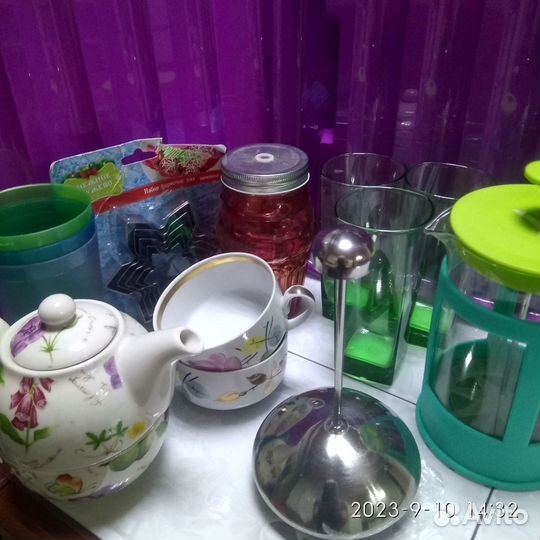 Набор чайник чашка стаканы по 200