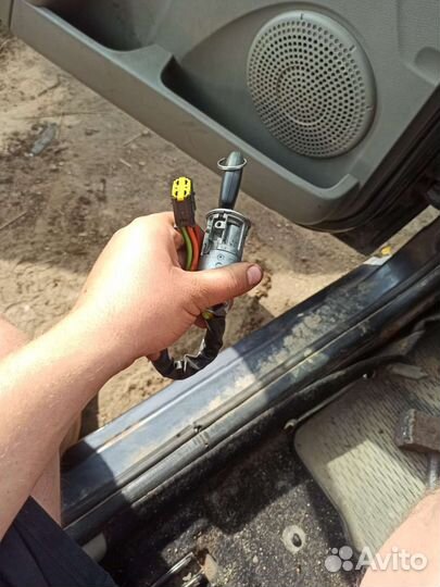 Замок зажигания Renault Logan 1