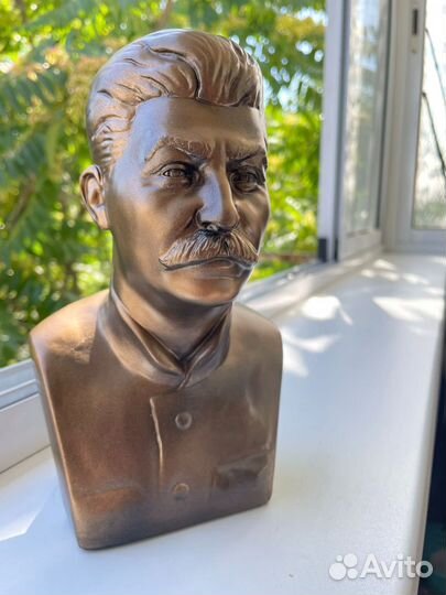 Бюст Пушкин, Толстой, Сталин