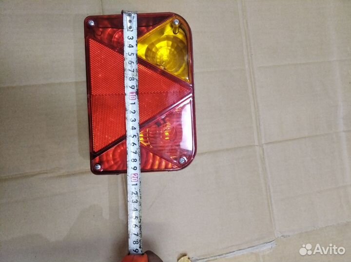Задние фонари на легковой прицеп