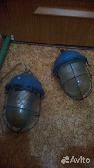 Уличный фонарь