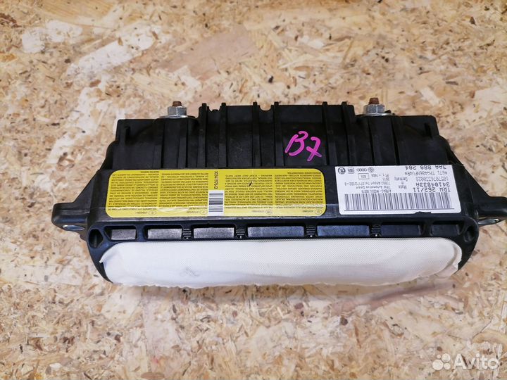 Подушка пассажира Volkswagen Passat B7