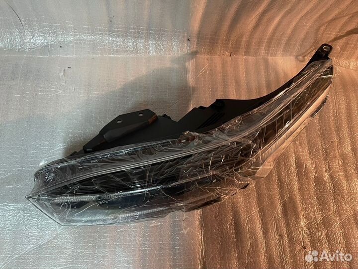 Фара левая KIA cerato 4 LED NEW