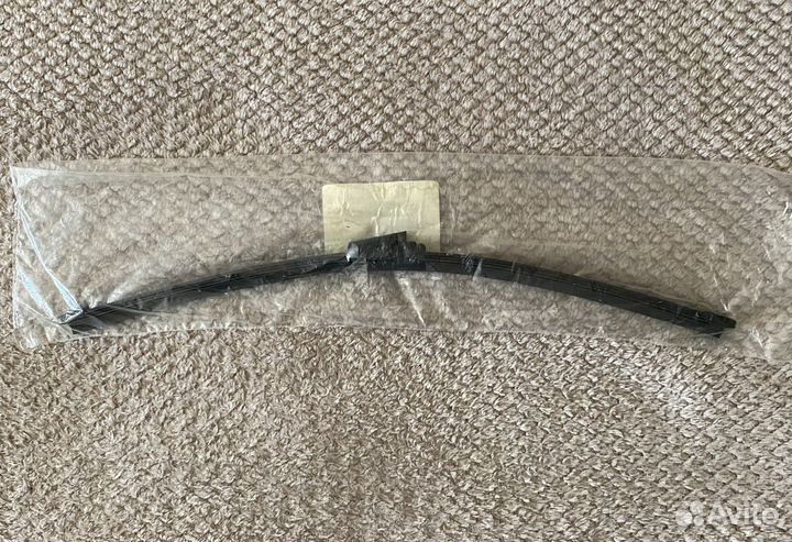 Щетка заднего стеклоочистителя VW/Seat/Audi/Skoda