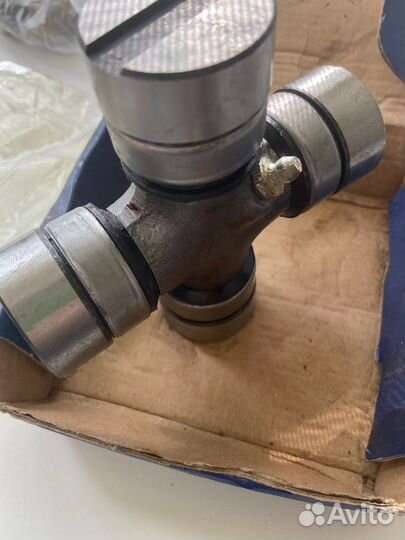 Крестовина карданного вая