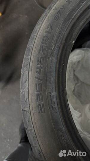 Nokian Tyres Hakka Black 235/45 R17