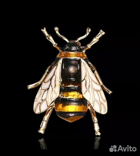 Брошь пчела