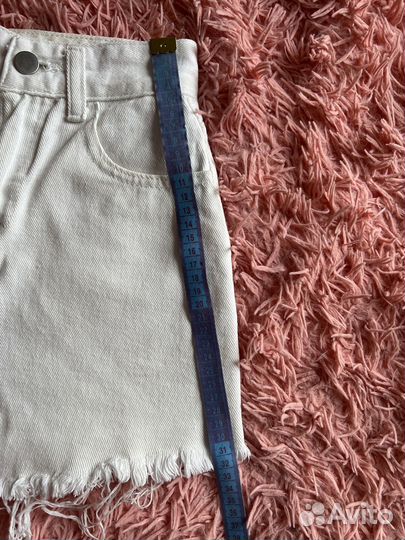 Шорты женские белые