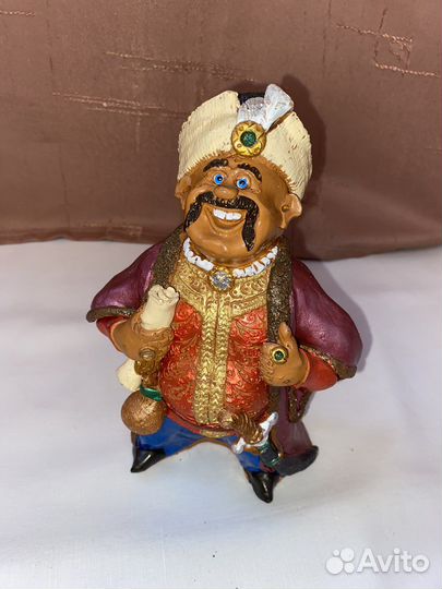 Керамические статуэтки