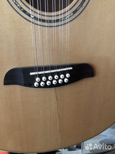 Гитара электроакустика