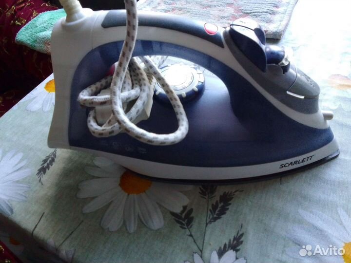 Утюг scarlett