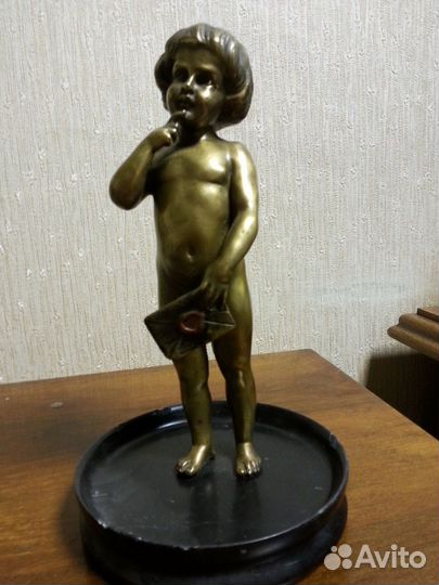 Антикварная бронзовая статуэтка