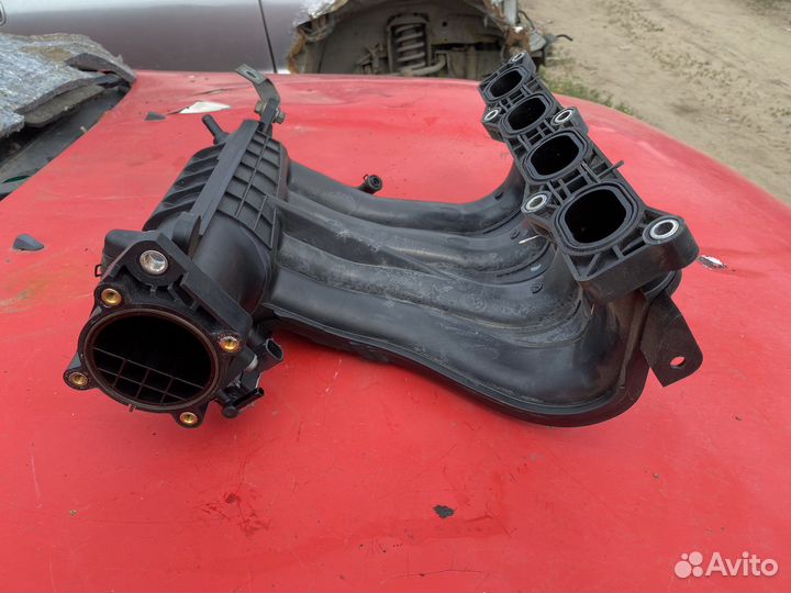 Выпускной коллектор MR18DE Nissan Tiida 1,8