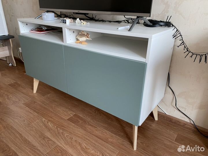 Тумба под телевизор