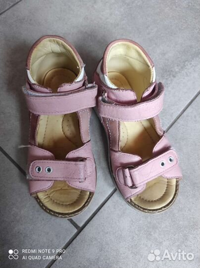 Сандалии для девочки Tapiboo 28 размер