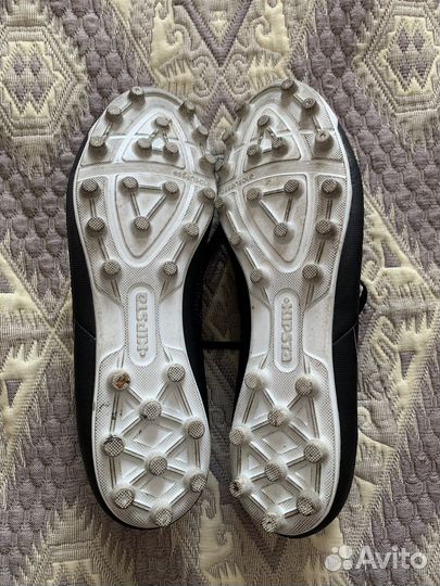 Футбольные бутсы