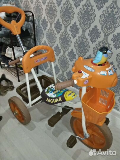 Детский трехколесный велосипед