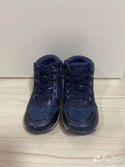 Ботинки демисезонные