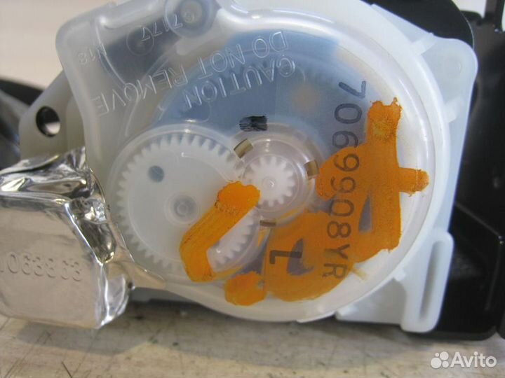 Ремень безопасности задний левый Honda Accord 8