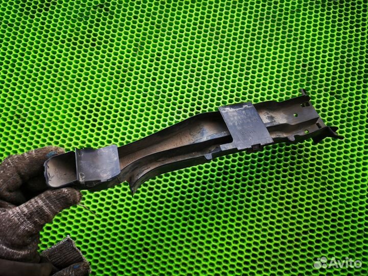 Защитный кожух проводки для Skoda Octavia 04-13