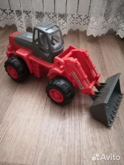 Детский трактор