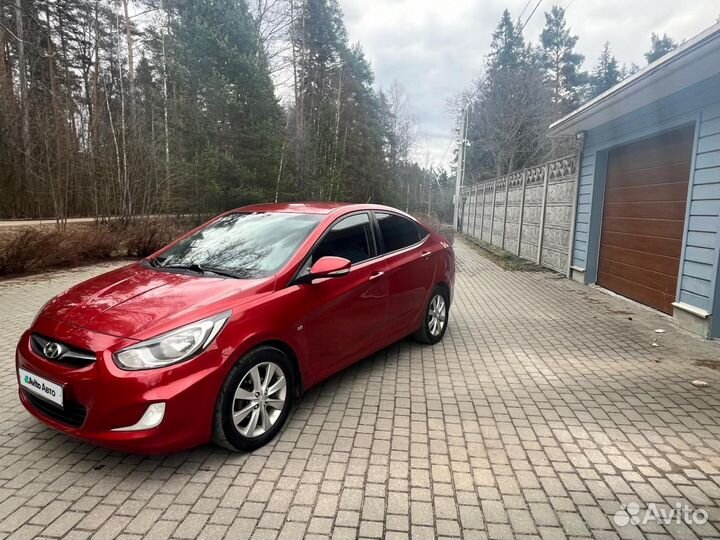 Hyundai Solaris 1.6 AT, 2013, 200 000 км