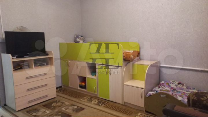 Дом 69 м² на участке 12,7 сот.