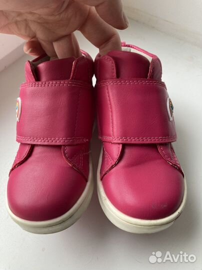 Ботинки для девочки 23