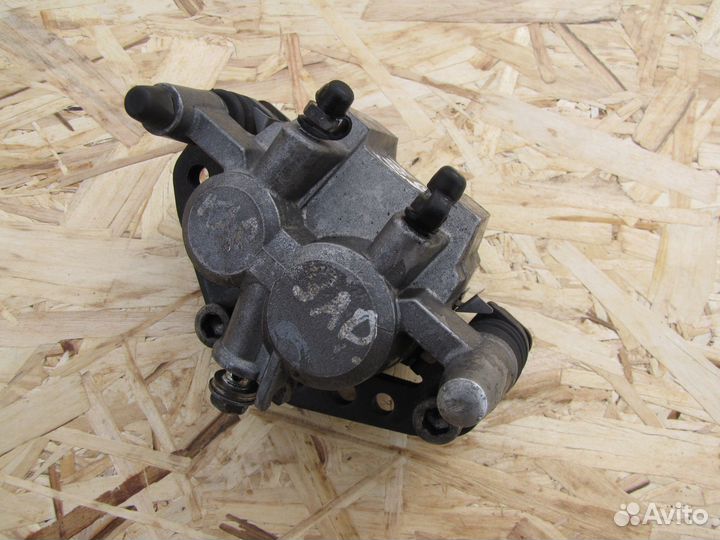 Суппорт задний Kawasaki ZZR400-1 (ZX400K)