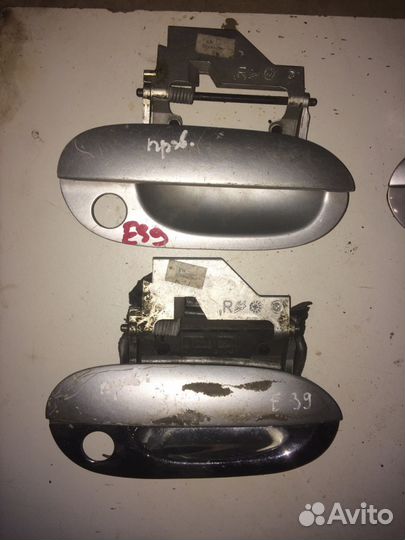 Ручка двери передняя правая BMW E39