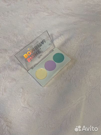 Корректор для макияжа