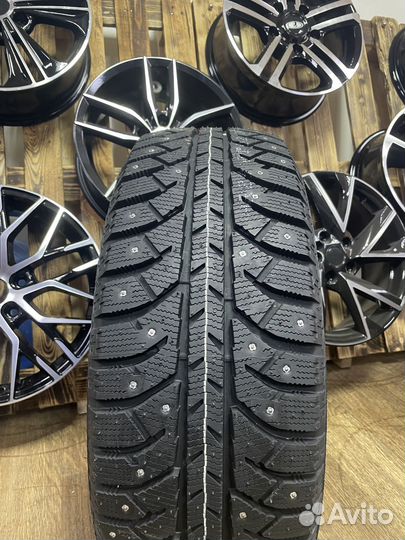 Bridgestone Ice Cruiser 7000S 235/65 R17 108T