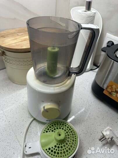 Продаю пароварку детскую авент