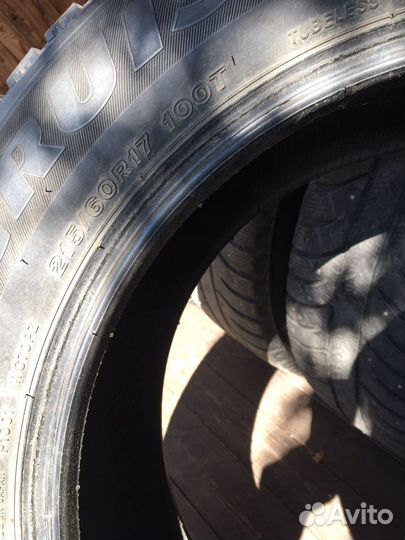 Bridgestone Ice Cruiser 7000 215/60 R17 100T