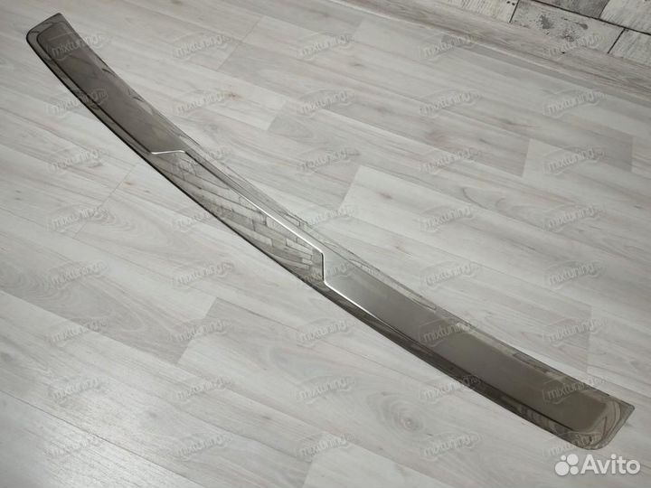 Накладка на задний бампер Volkswagen Tiguan 2016+