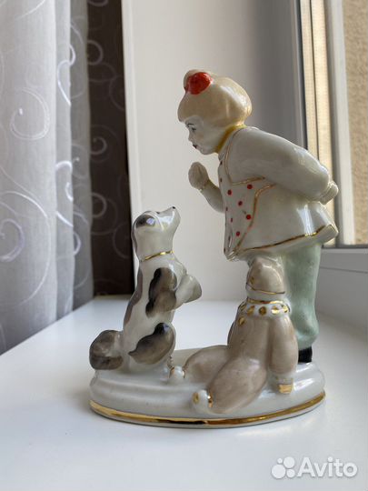 Девочка с собакой 