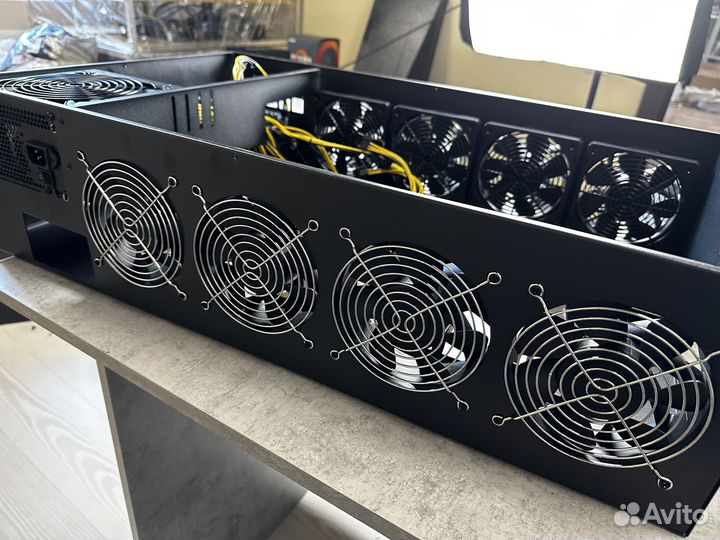 Корпус продувной для 8 видеокарт (автофан, новый)