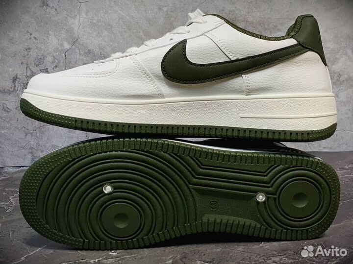 Кроссовки Nike Air Force 1