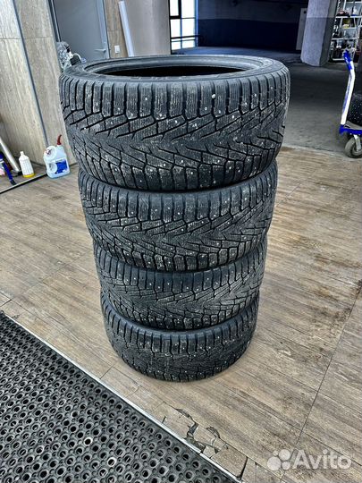 Nokian Tyres Hakkapeliitta 7 SUV 295/40 R21 111T