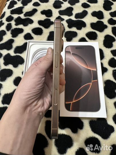 iPhone 16 Pro, 256 ГБ